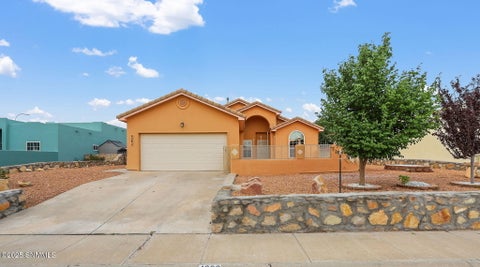 Homes For Sale - 4282 Calle De Estrellas<br/> Las Cruces, NM 88012