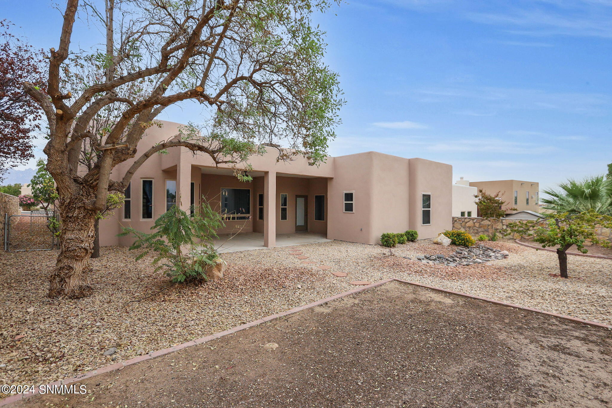 1929 Santa Ines Street, Las Cruces, New Mexico image 37