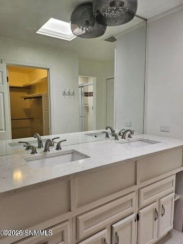 Las Cruces, New Mexico 88005, United States, 3 Bedrooms Bedrooms, ,2 BathroomsBathrooms,Residential,Active,216101