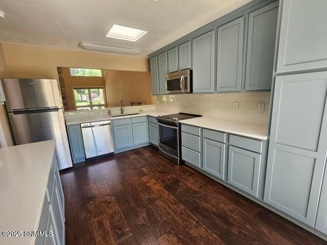 Las Cruces, New Mexico 88005, United States, 3 Bedrooms Bedrooms, ,2 BathroomsBathrooms,Residential,Active,216101