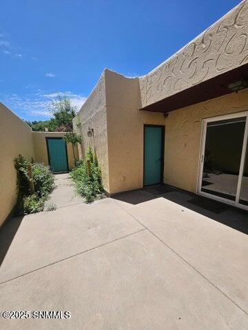 Las Cruces, New Mexico 88005, United States, 3 Bedrooms Bedrooms, ,2 BathroomsBathrooms,Residential,Active,216101