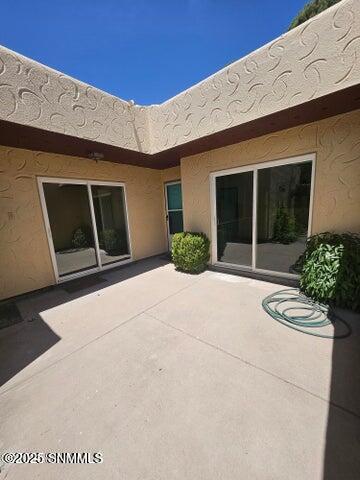 Las Cruces, New Mexico 88005, United States, 3 Bedrooms Bedrooms, ,2 BathroomsBathrooms,Residential,Active,216101