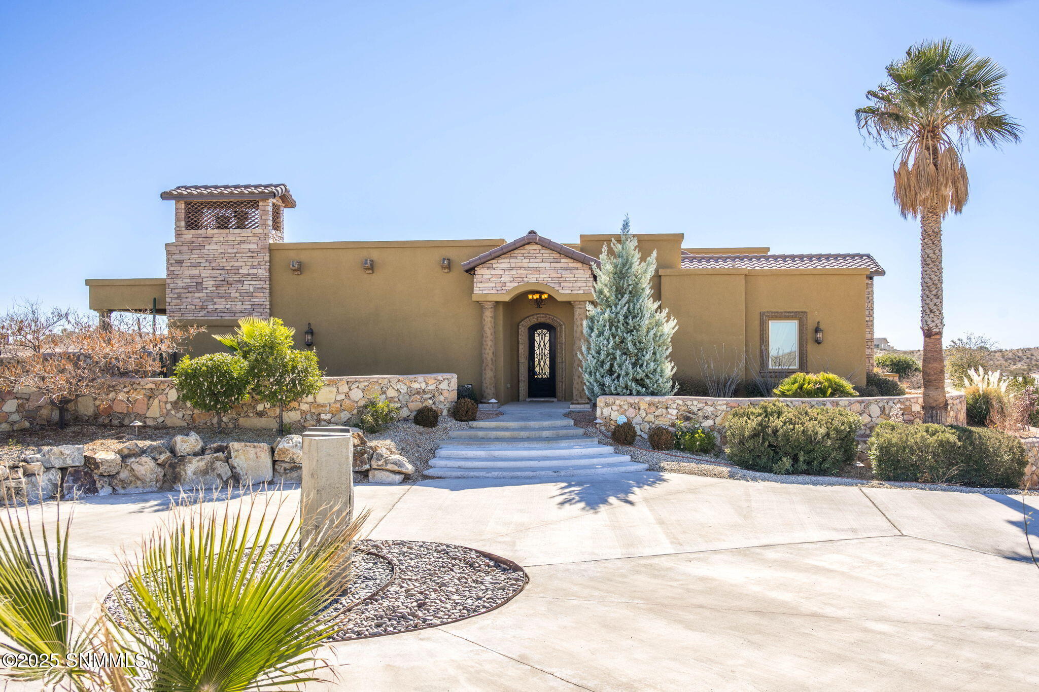 6816 Lazo Del Norte, Las Cruces, New Mexico image 3
