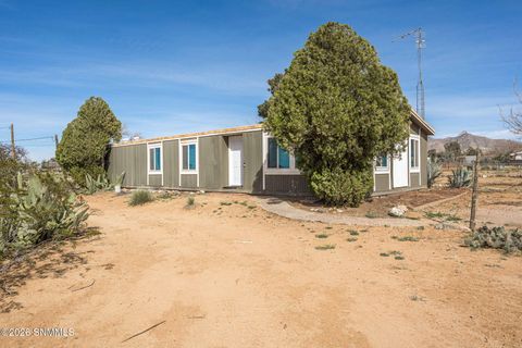 Townhouse For Sale - 6744 Macarthur Road<br/> Las Cruces, NM 88012