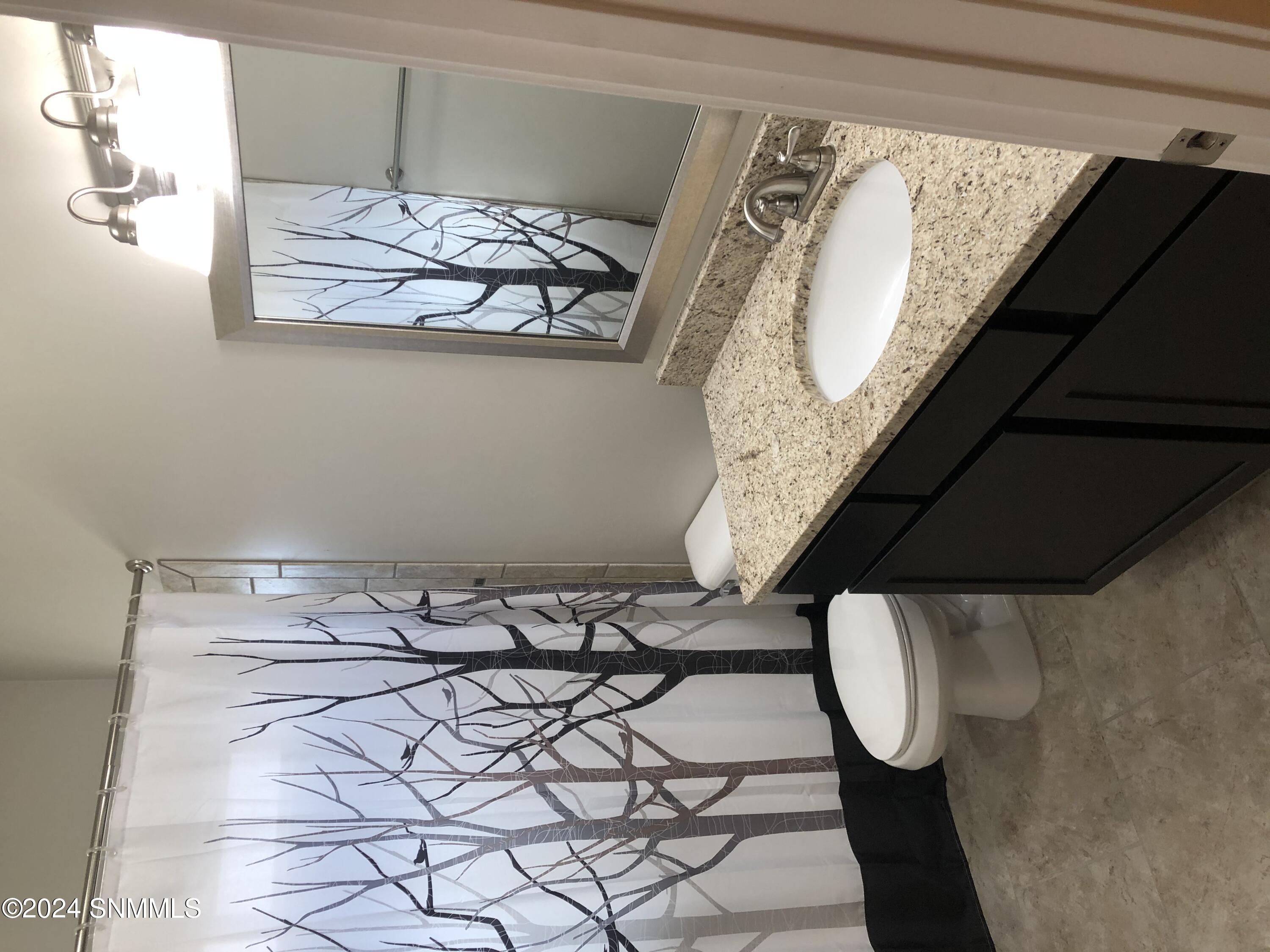 Las Cruces, New Mexico 88012, United States, 3 Bedrooms Bedrooms, ,3 BathroomsBathrooms,Residential,Active,61755