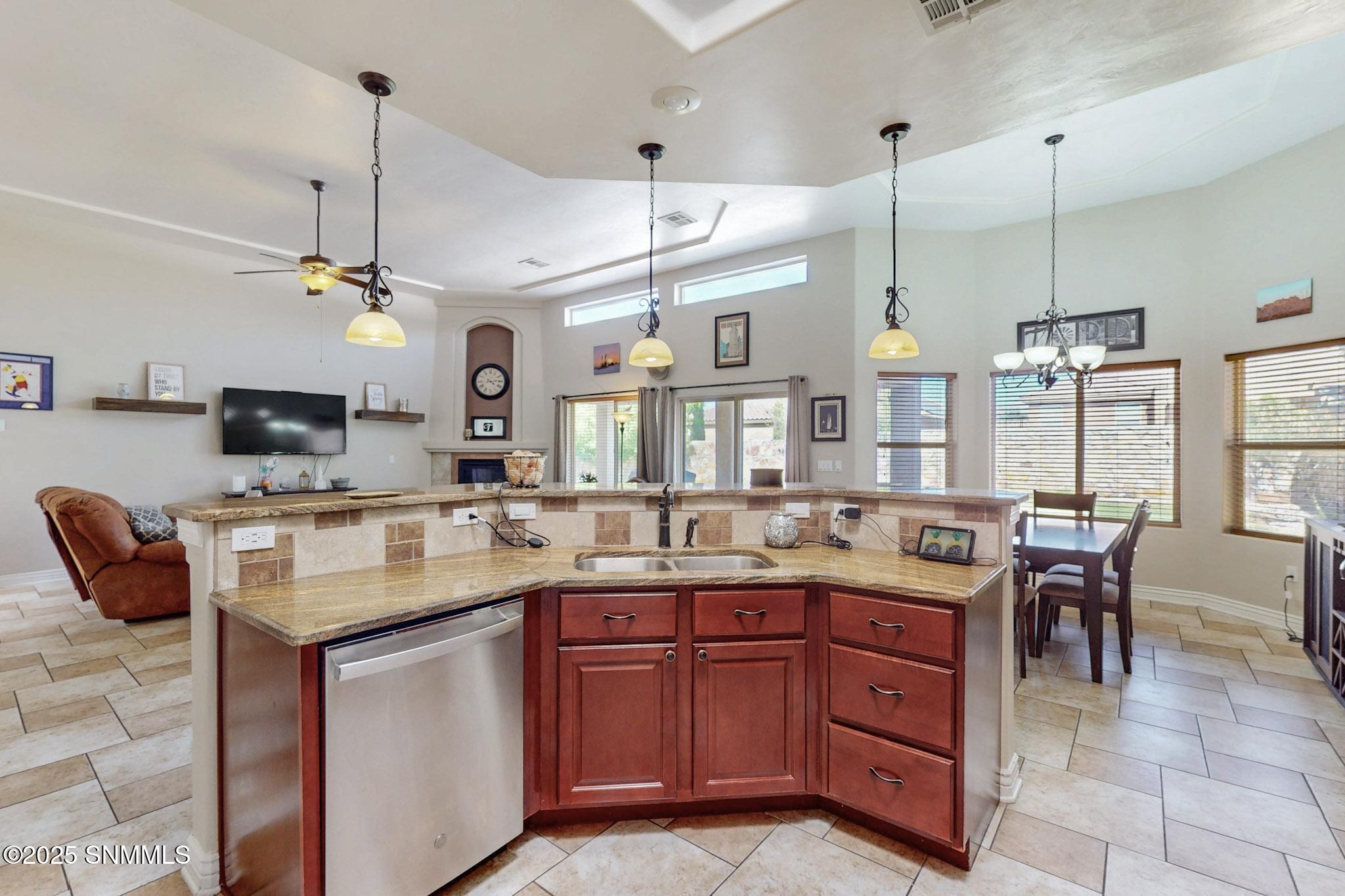 4324 Calle Bonita Lane, Las Cruces, New York image 15
