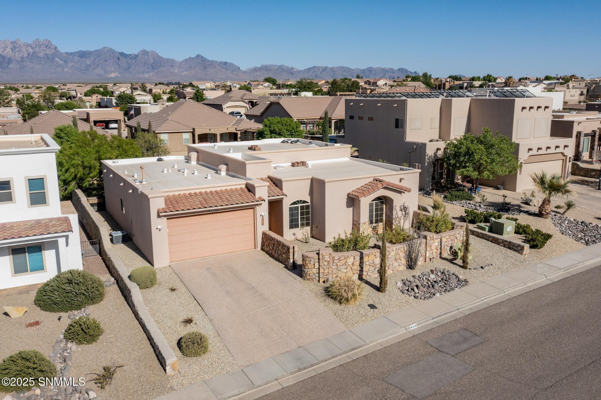 4324 Calle Bonita Lane, Las Cruces, New York image 1