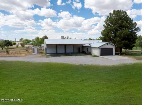 Homes For Sale - 653 W Taylor Road<br/> Dona Ana County, Las Cruces, NM 88007