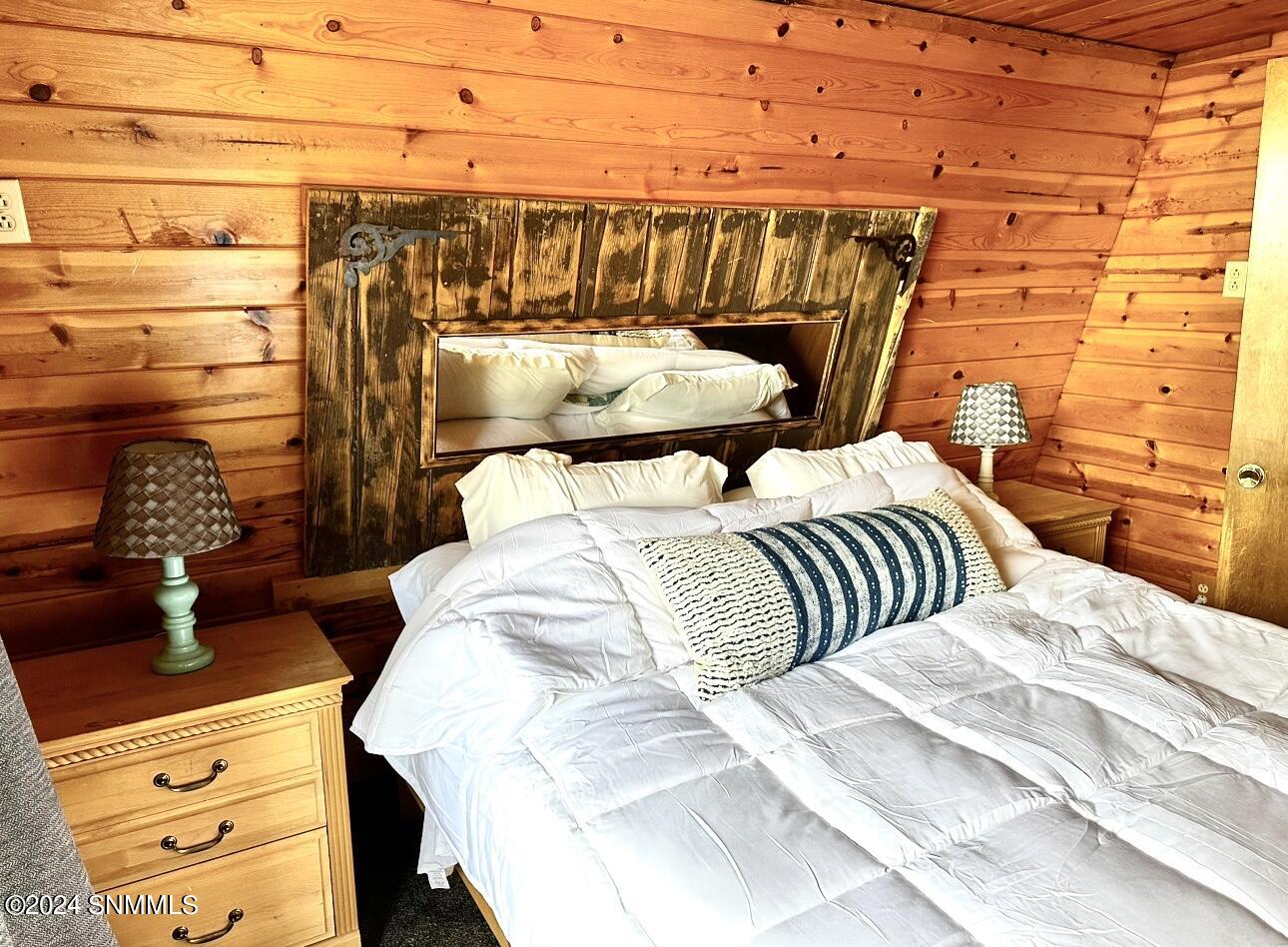 Ruidoso, New Mexico 88345, United States, 2 Bedrooms Bedrooms, ,2 BathroomsBathrooms,Residential,Pending,64919