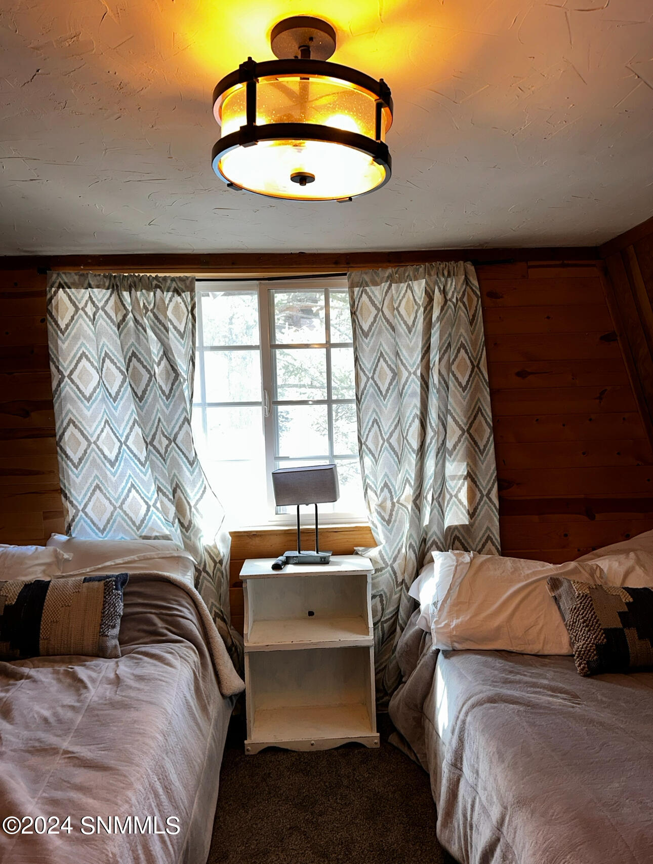 Ruidoso, New Mexico 88345, United States, 2 Bedrooms Bedrooms, ,2 BathroomsBathrooms,Residential,Pending,64919