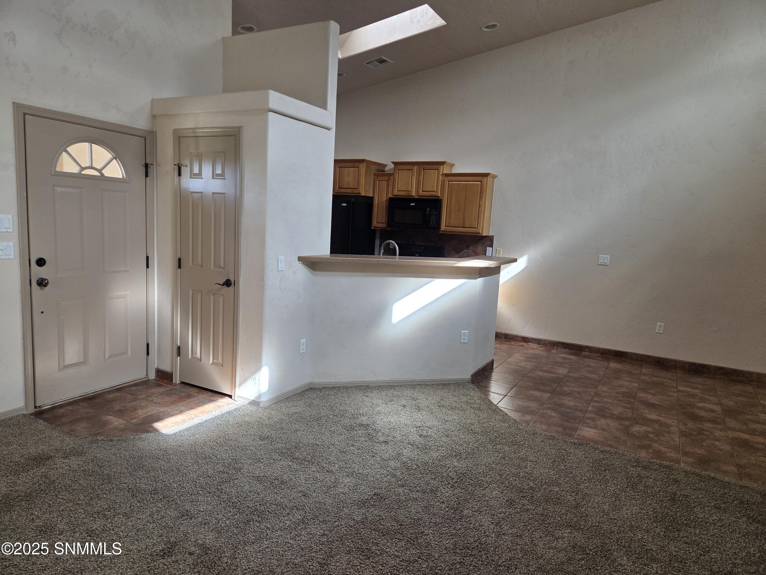 Las Cruces, New Mexico 88011, United States, 3 Bedrooms Bedrooms, ,2 BathroomsBathrooms,Residential,Active,200977
