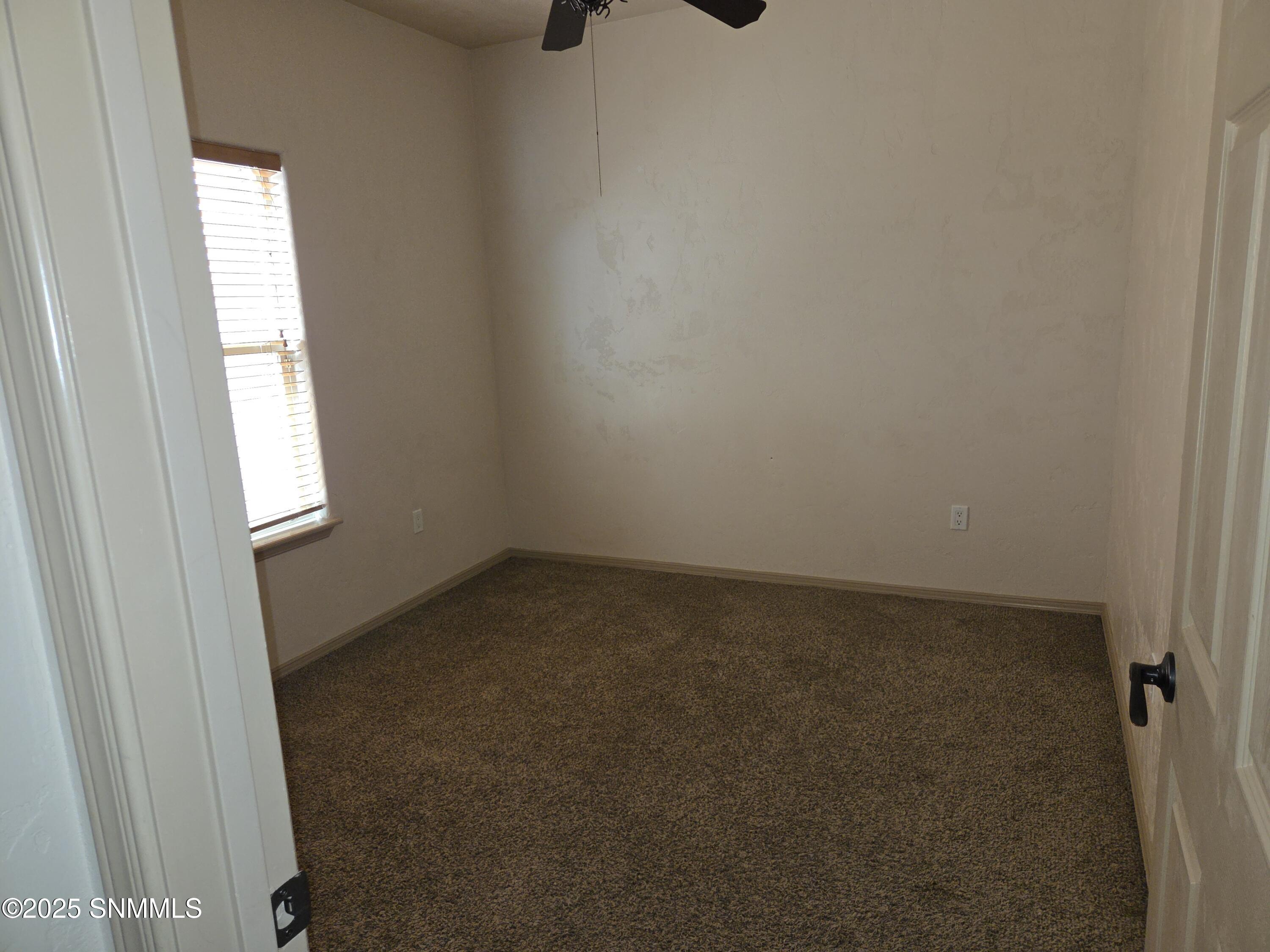 Las Cruces, New Mexico 88011, United States, 3 Bedrooms Bedrooms, ,2 BathroomsBathrooms,Residential,Active,200977