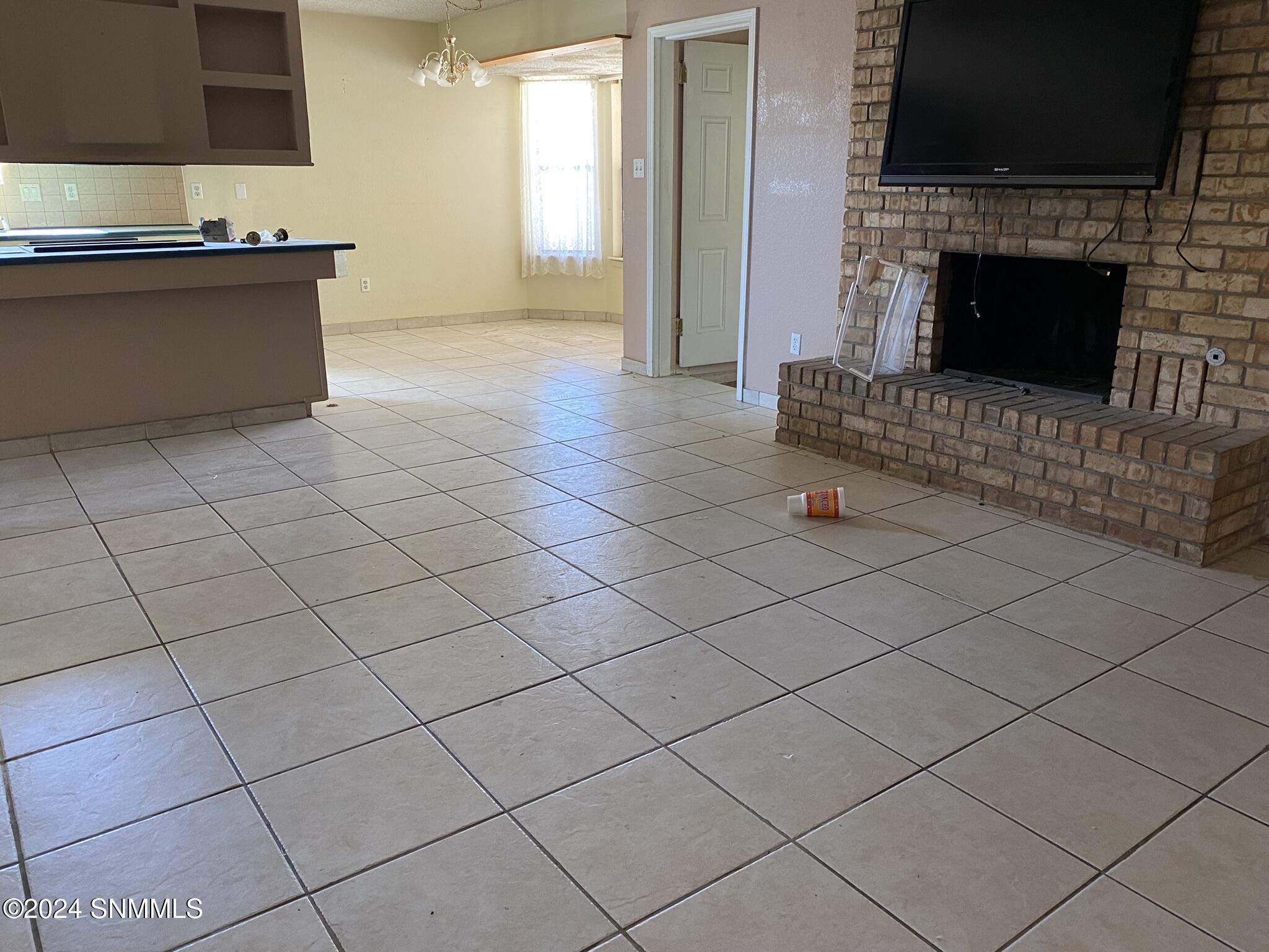 2337 Camino Del Rey, Alamogordo, New Mexico image 2