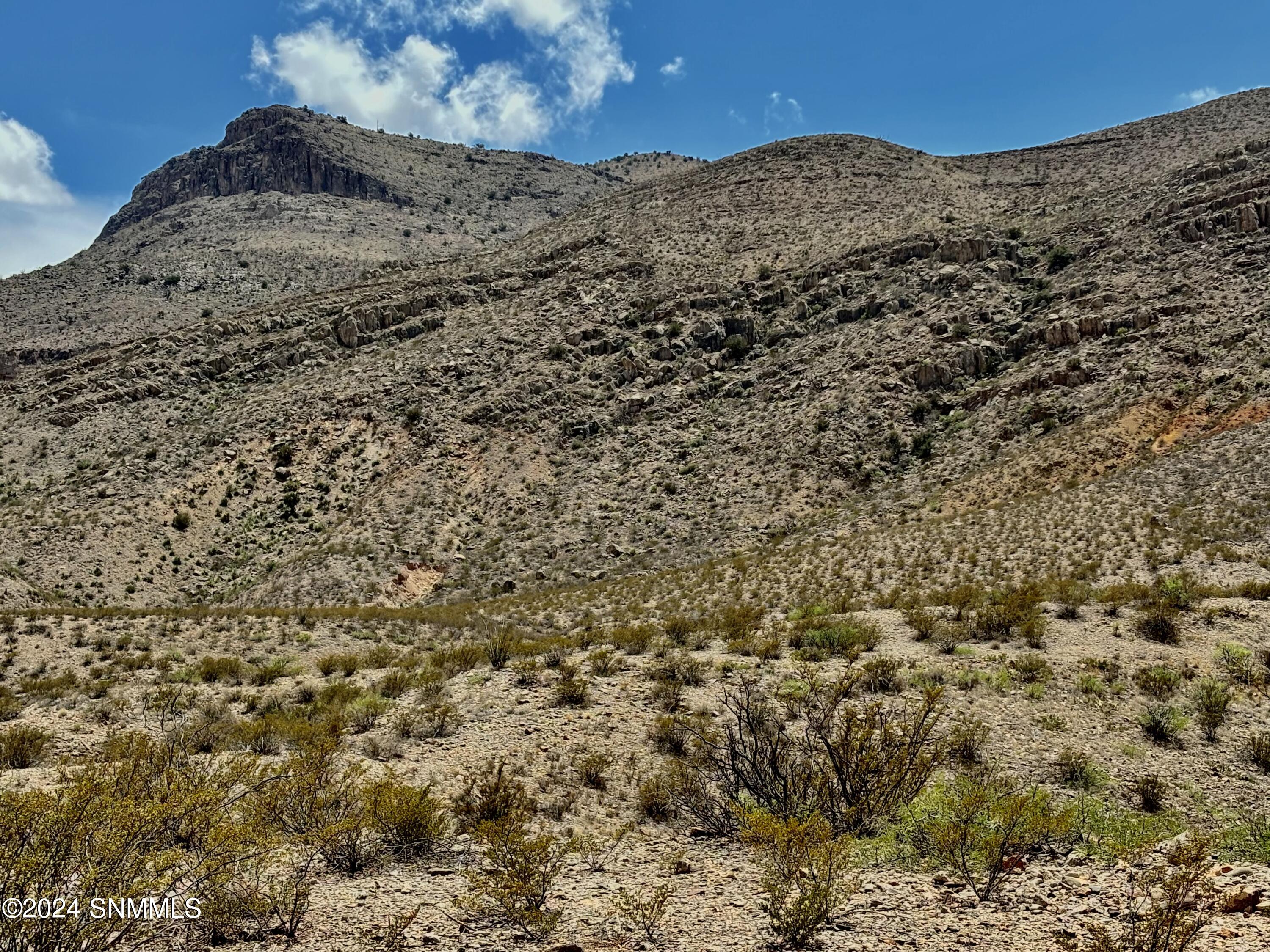 240 Camino Orilla, Radium Springs, New Mexico image 1