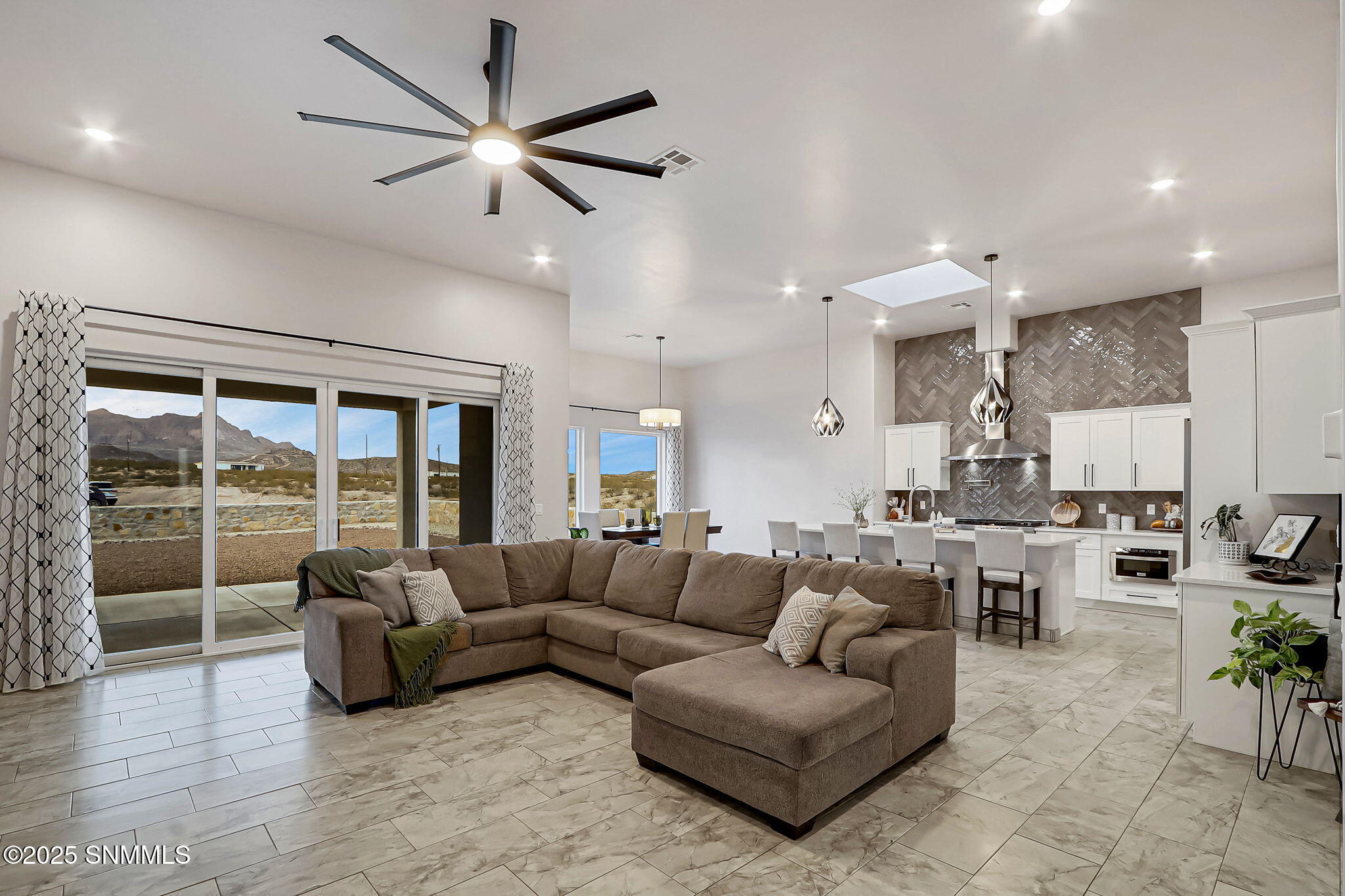 2019 Guamis Road, Las Cruces, New Mexico image 8