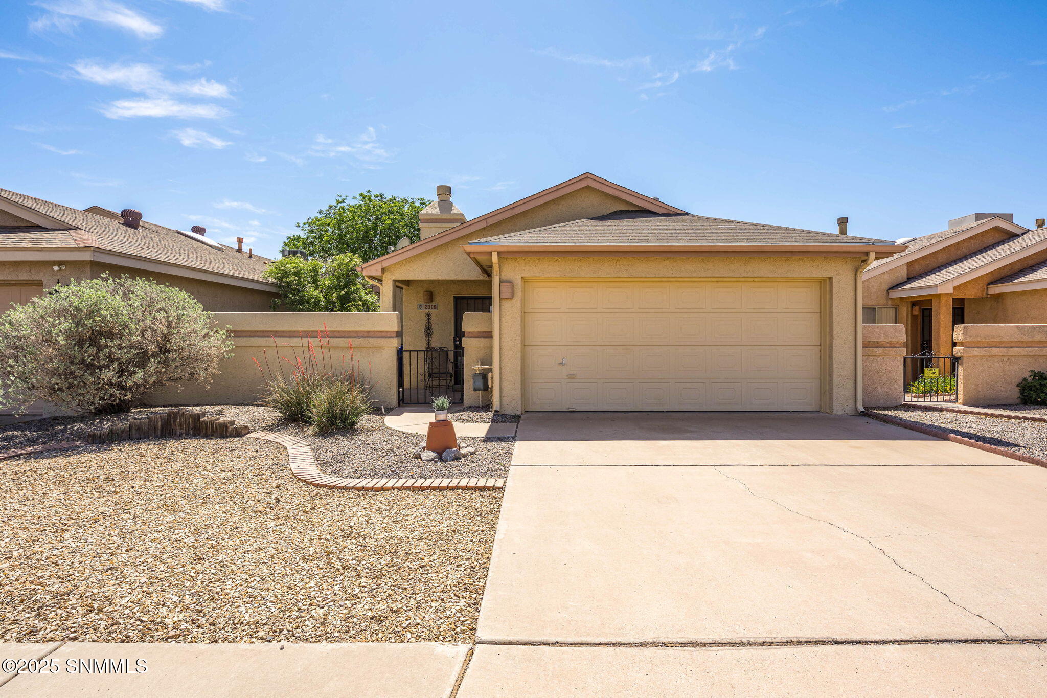 2308 La Senda Drive, Las Cruces, New Mexico image 2