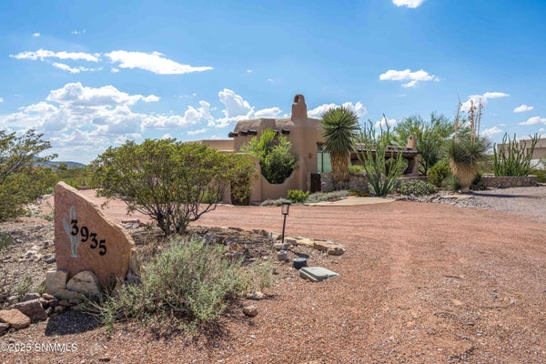 3935 SAGUARO CT, LAS CRUCES, NM 88011 - Image 511ec53615d47e2df349c3e10c2a1b3d/4033674678