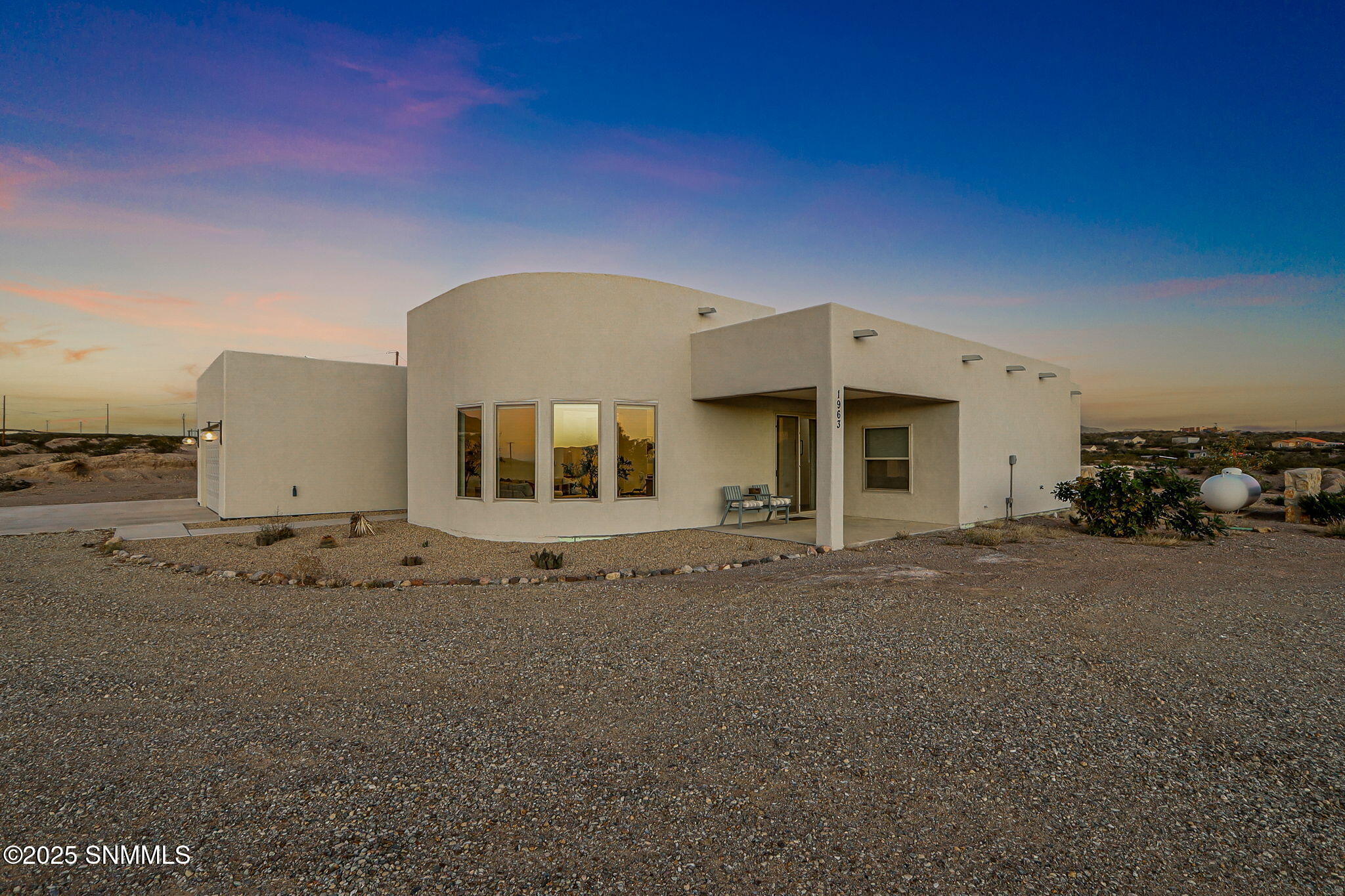1963 Guamis Road - Photo 4