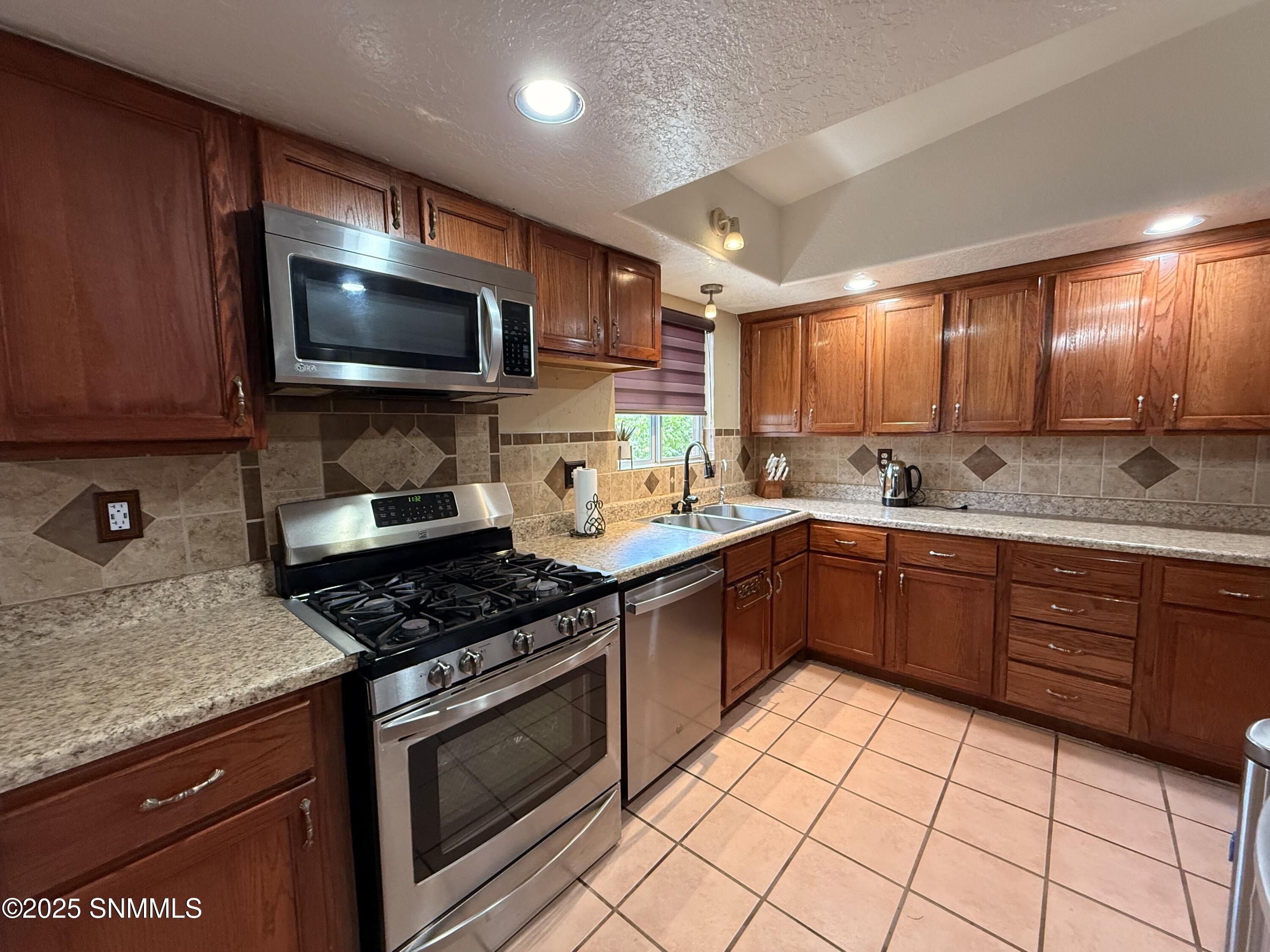 1625 Stull Drive, Las Cruces, New Mexico image 10
