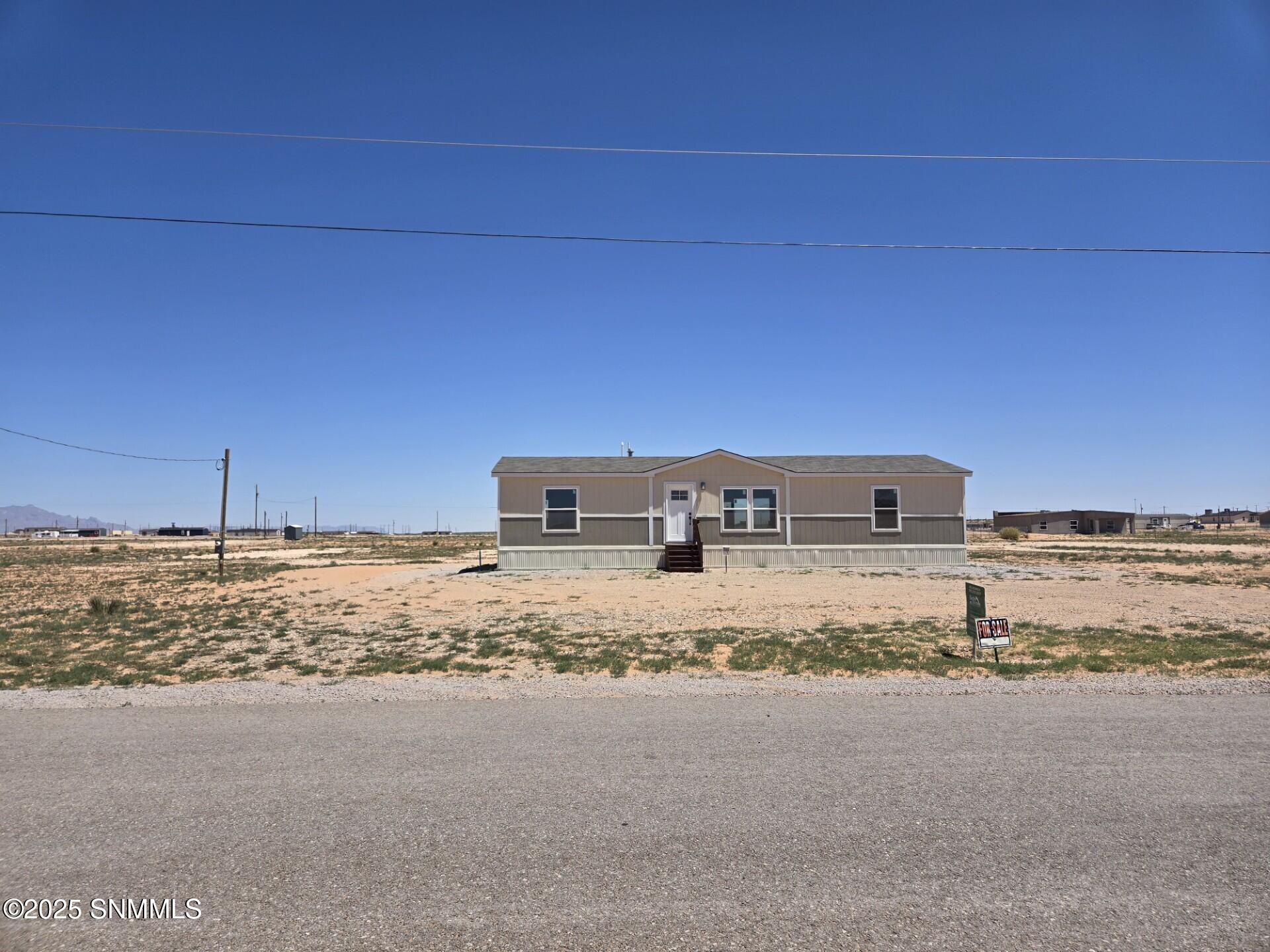 1413 Gobi Desert Drive, Chaparral, New Mexico image 1