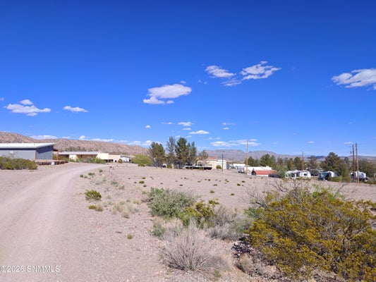 RODEO RD, TRUTH OR CONSEQUENCES, NM 87901 - Image 5c7b7d73ef2d77122b254f4a4a7ad1fe/820220314