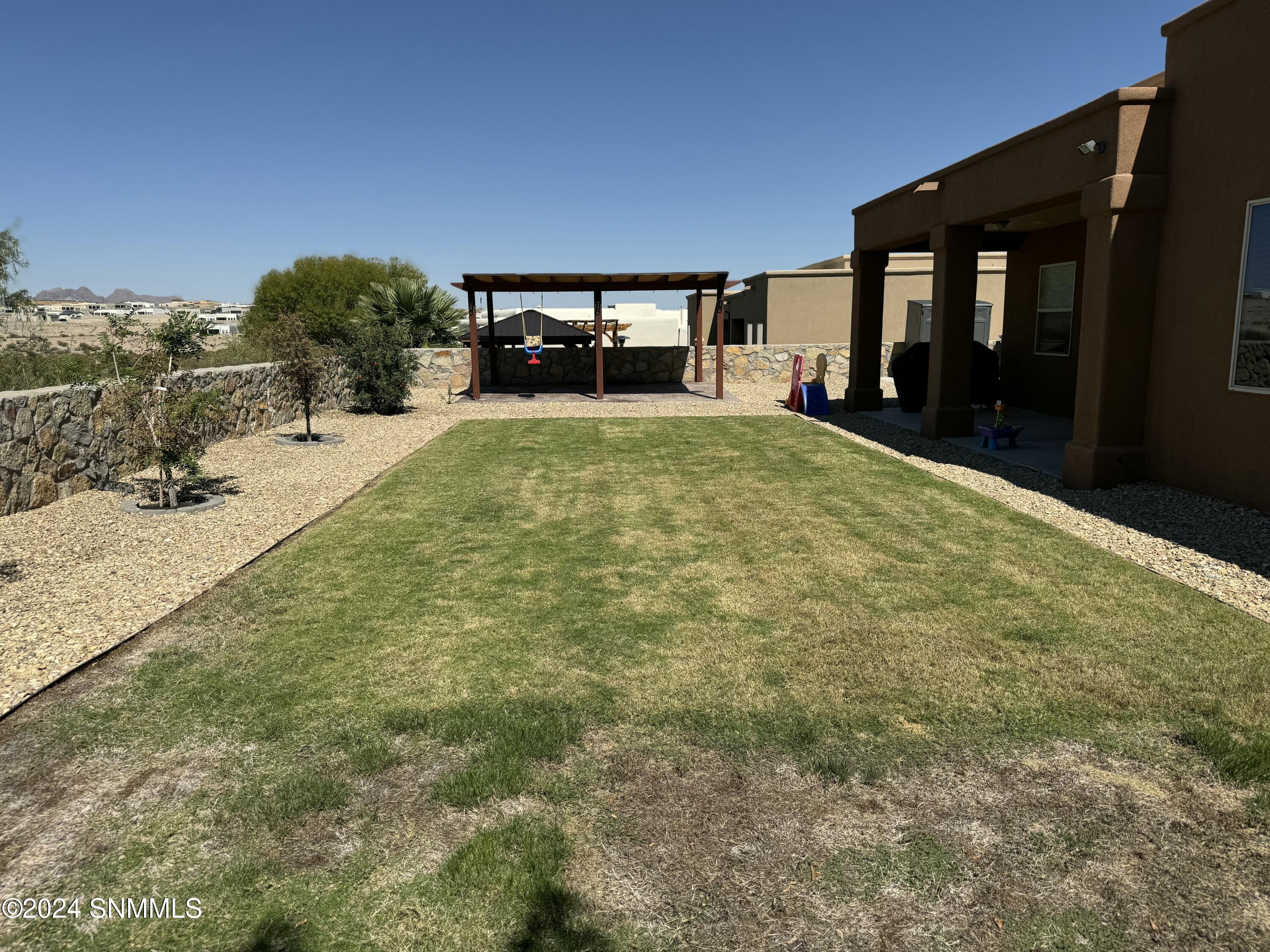 Las Cruces, New Mexico 88011, United States, 3 Bedrooms Bedrooms, ,2 BathroomsBathrooms,Residential,Active,36941
