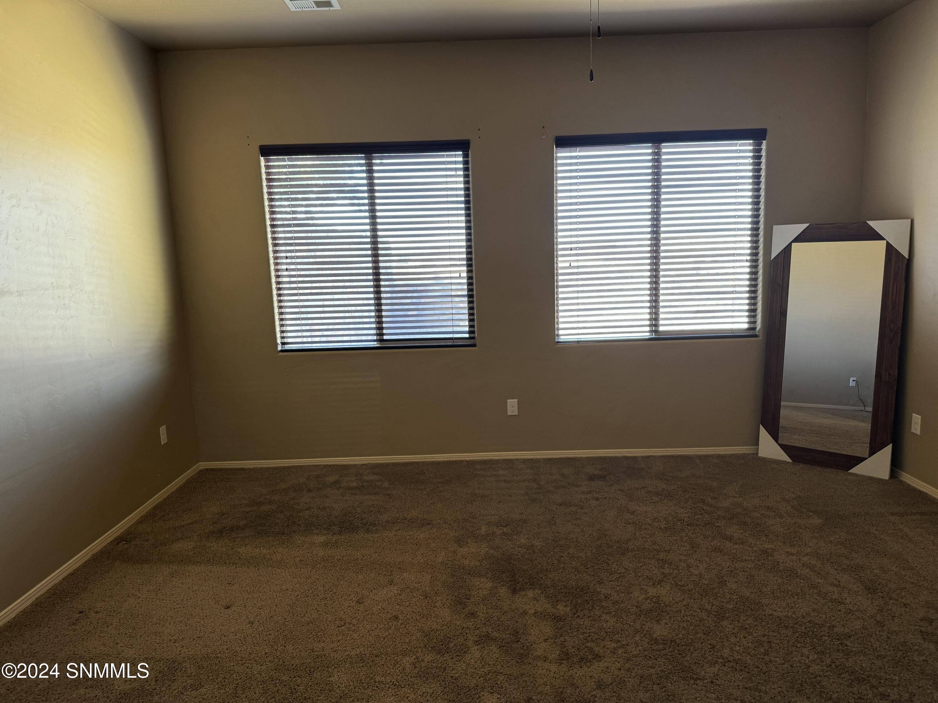 Las Cruces, New Mexico 88011, United States, 3 Bedrooms Bedrooms, ,2 BathroomsBathrooms,Residential,Active,36941