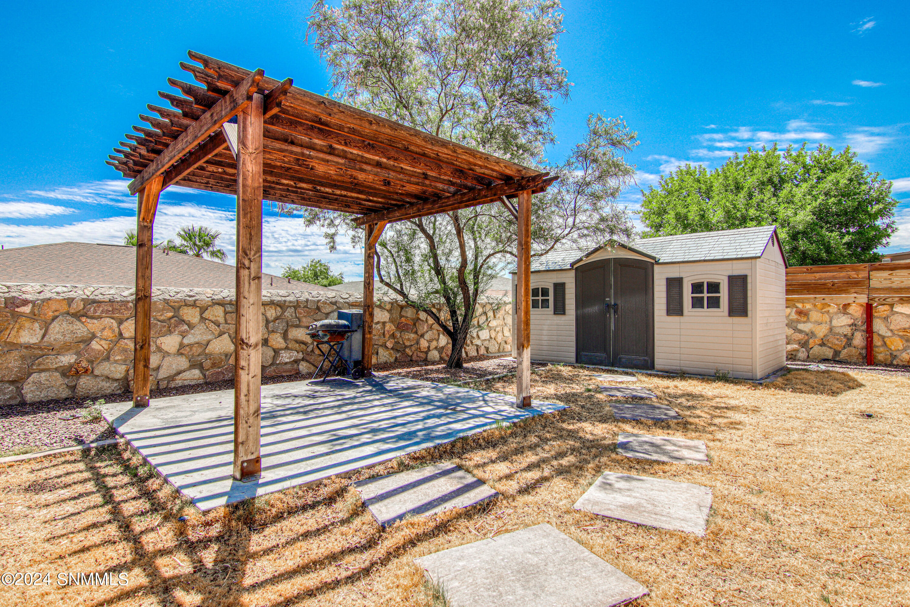 5608 England Drive, Santa Teresa, New Mexico image 4