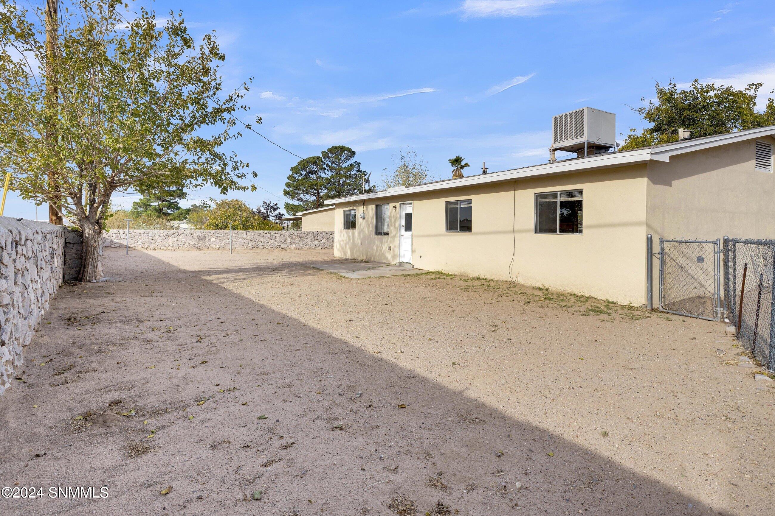 1974 Mahogany Drive, Las Cruces, New Mexico image 24