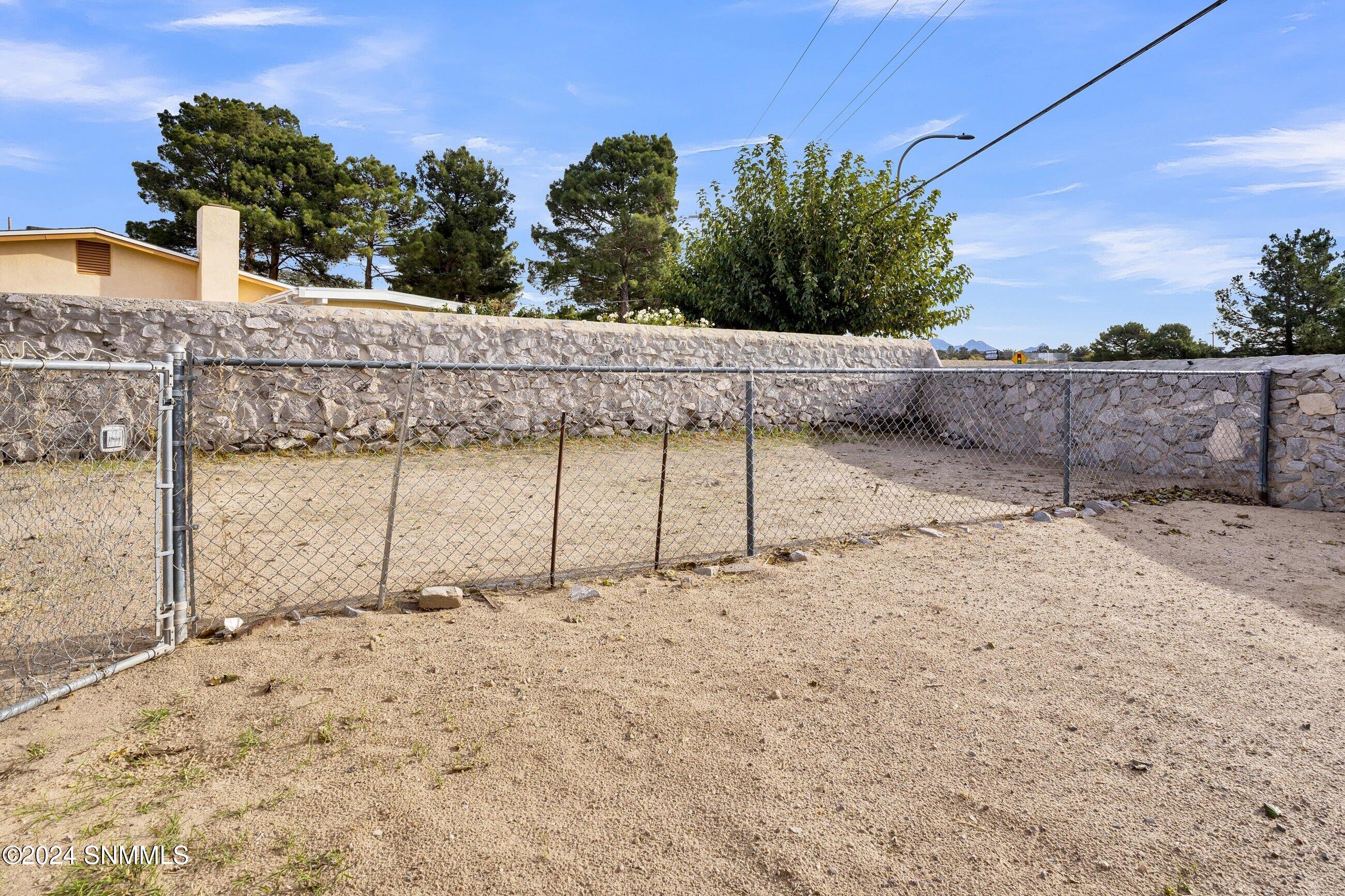 1974 Mahogany Drive, Las Cruces, New Mexico image 22