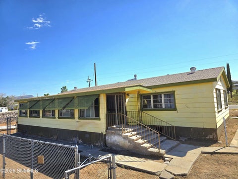 Mobile Home For Sale - 15785 Padre La Rue Street<br/> Dona Ana County, Organ, NM 88052