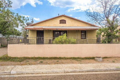 Homes For Sale - 316 E Lucero Avenue<br/> Las Cruces, NM 88001
