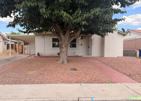 Homes For Sale - 1725 Walden Drive<br/> Las Cruces, NM 88001
