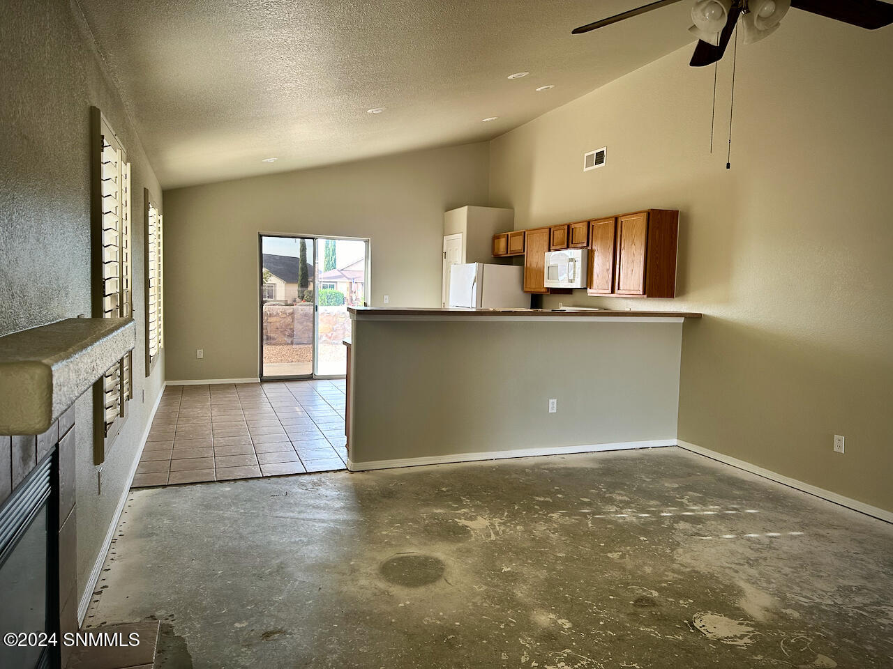 1117 Kilbourne Hole Drive, Las Cruces, New Mexico image 2