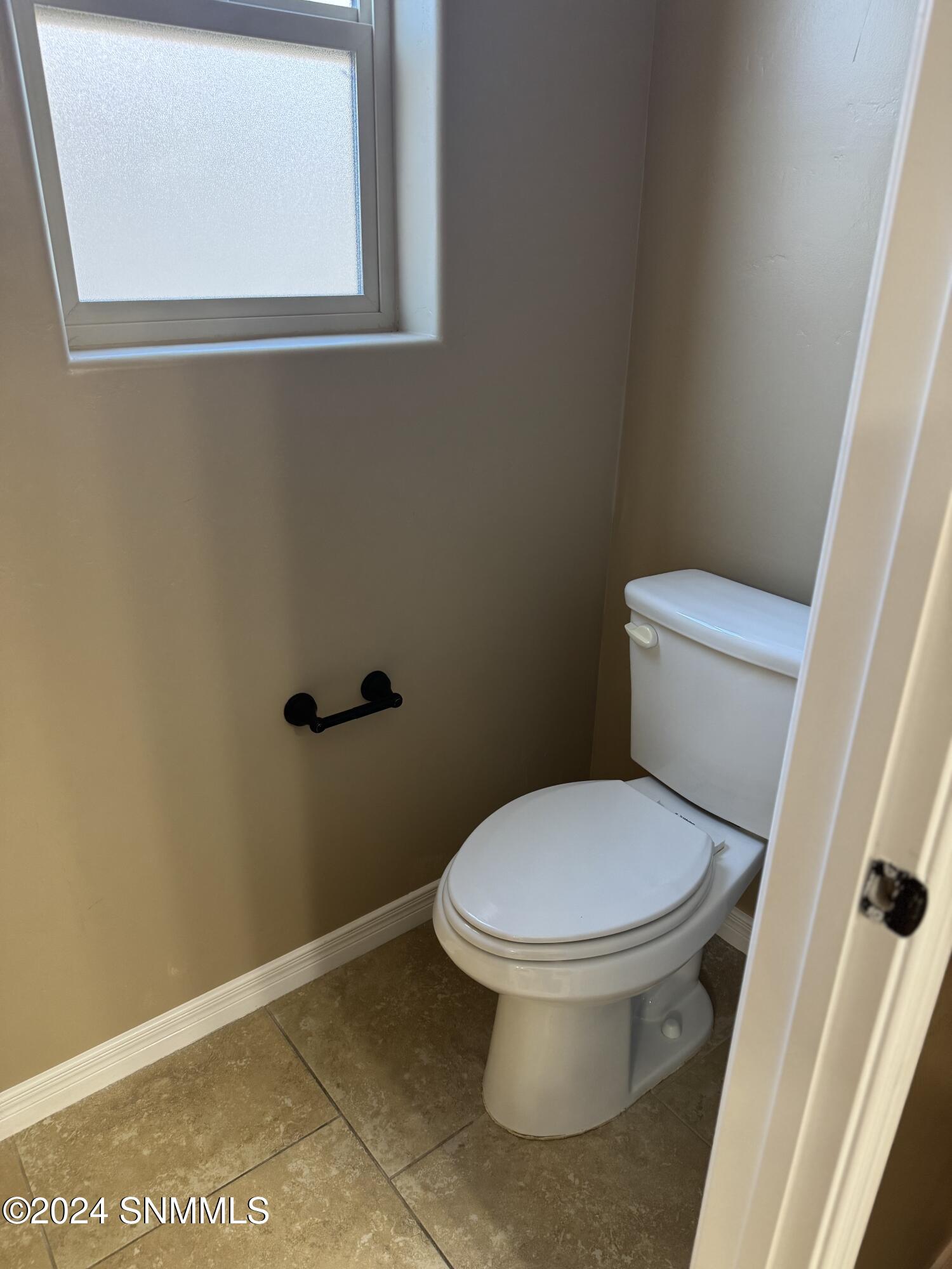 Las Cruces, New Mexico 88012, United States, 4 Bedrooms Bedrooms, ,3 BathroomsBathrooms,Residential,Active,24683