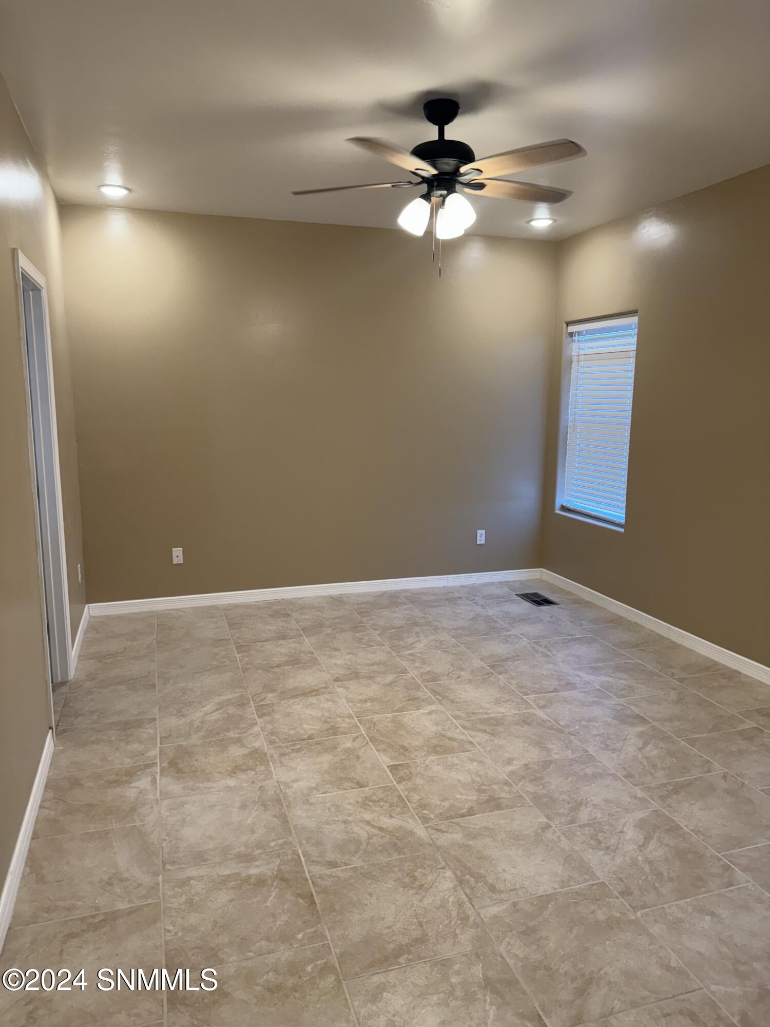 Las Cruces, New Mexico 88012, United States, 4 Bedrooms Bedrooms, ,3 BathroomsBathrooms,Residential,Active,24683