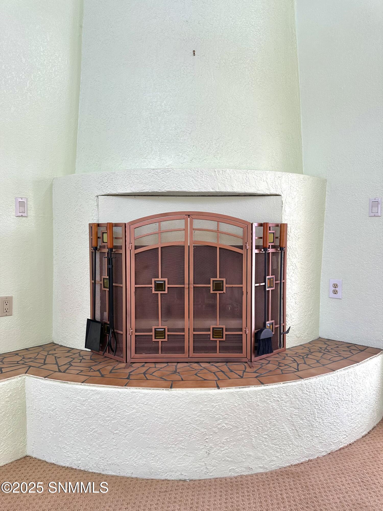 Las Cruces, New Mexico 88011, United States, 3 Bedrooms Bedrooms, ,2 BathroomsBathrooms,Residential,Pending,33872