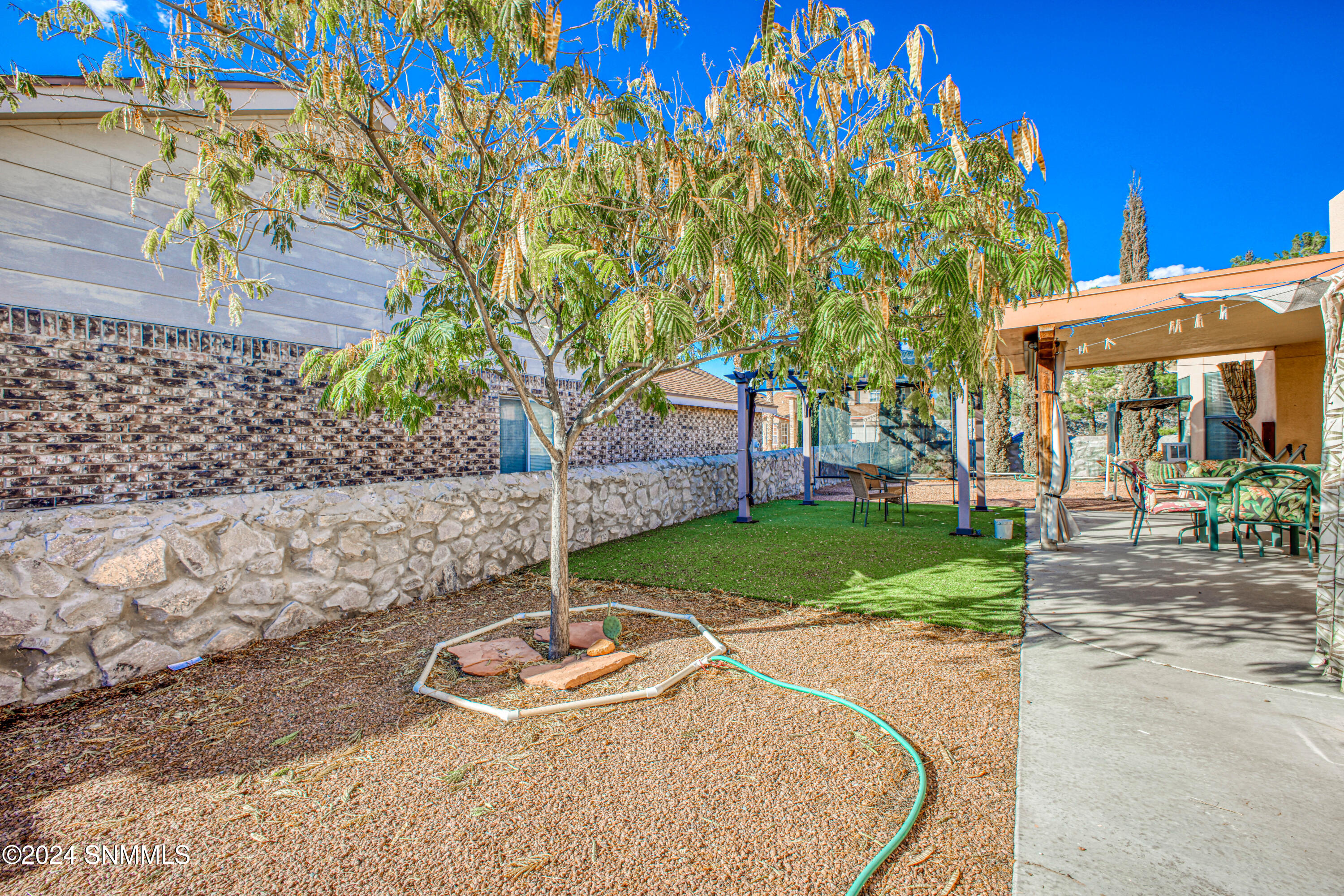 Las Cruces, New Mexico 88011, United States, 3 Bedrooms Bedrooms, ,2 BathroomsBathrooms,Residential,Pending,33872