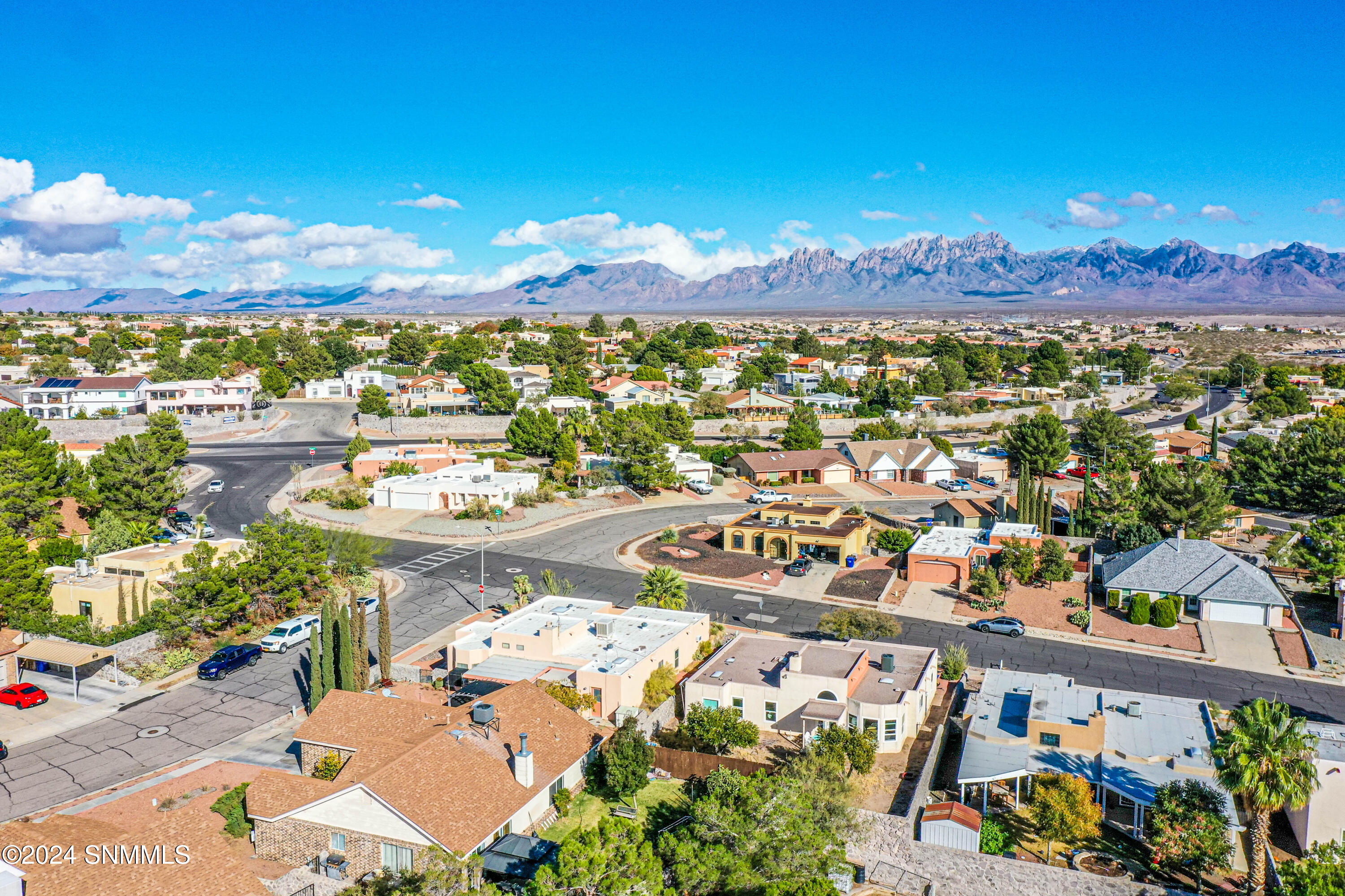 Las Cruces, New Mexico 88011, United States, 3 Bedrooms Bedrooms, ,2 BathroomsBathrooms,Residential,Pending,33872
