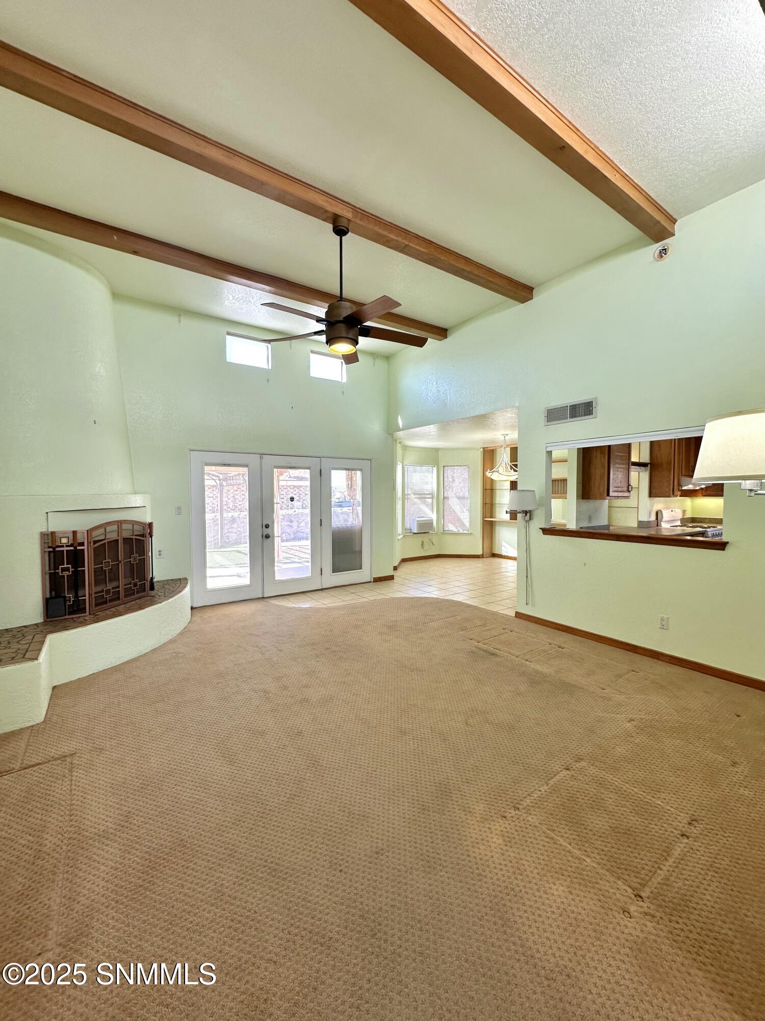 Las Cruces, New Mexico 88011, United States, 3 Bedrooms Bedrooms, ,2 BathroomsBathrooms,Residential,Pending,33872