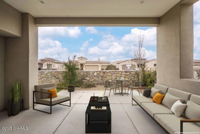 Las Cruces, New Mexico 88012, United States, 3 Bedrooms Bedrooms, ,2 BathroomsBathrooms,Residential,Pending,24077