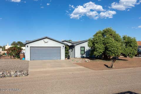 Homes For Sale - 5612 Century Lane<br/> Las Cruces, NM 88012