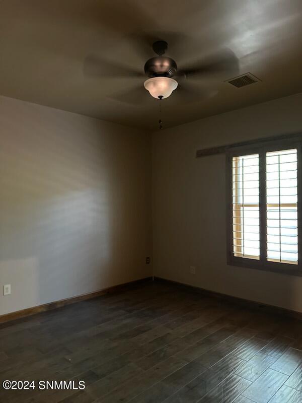 Las Cruces, New Mexico 88011, United States, 3 Bedrooms Bedrooms, ,3 BathroomsBathrooms,Residential,Pending,52555