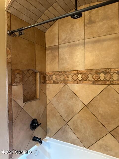 Las Cruces, New Mexico 88011, United States, 3 Bedrooms Bedrooms, ,3 BathroomsBathrooms,Residential,Pending,52555