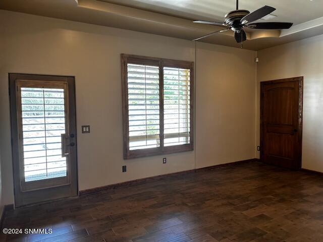 Las Cruces, New Mexico 88011, United States, 3 Bedrooms Bedrooms, ,3 BathroomsBathrooms,Residential,Pending,52555