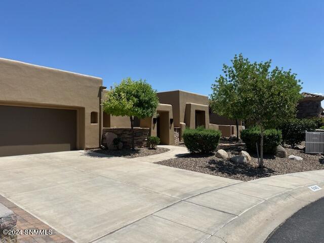 Las Cruces, New Mexico 88011, United States, 3 Bedrooms Bedrooms, ,3 BathroomsBathrooms,Residential,Pending,52555