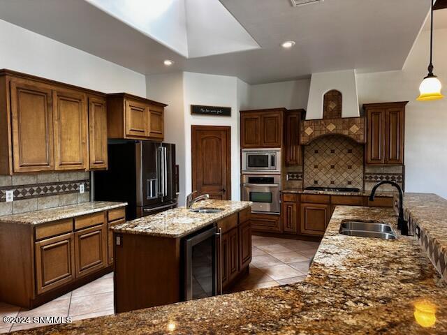 Las Cruces, New Mexico 88011, United States, 3 Bedrooms Bedrooms, ,3 BathroomsBathrooms,Residential,Pending,52555