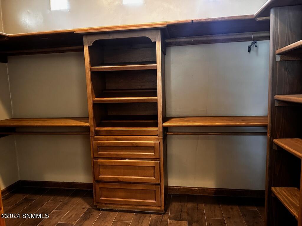 Las Cruces, New Mexico 88011, United States, 3 Bedrooms Bedrooms, ,3 BathroomsBathrooms,Residential,Pending,52555