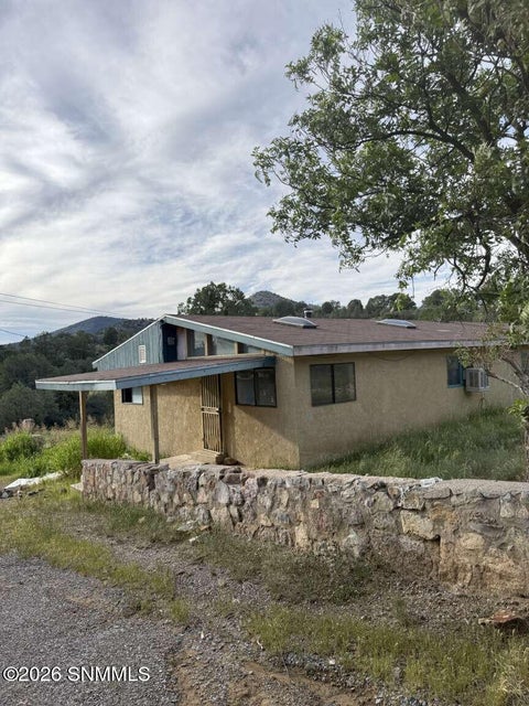 Mobile Home For Sale - 5011 Cottonwood Road<br/> Silver City, NM 88061