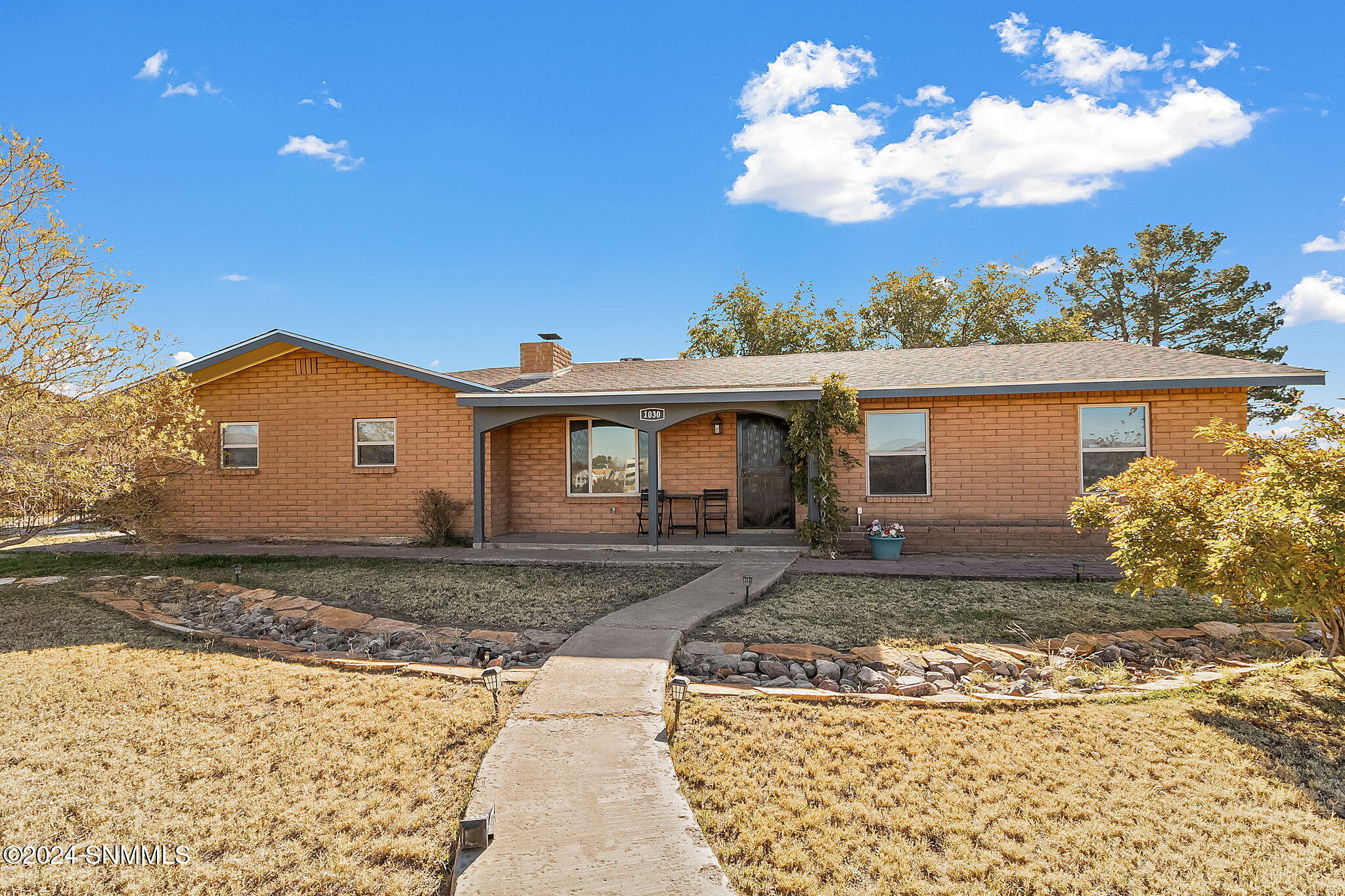 1030 Kennedy Road, Las Cruces, New Mexico image 1